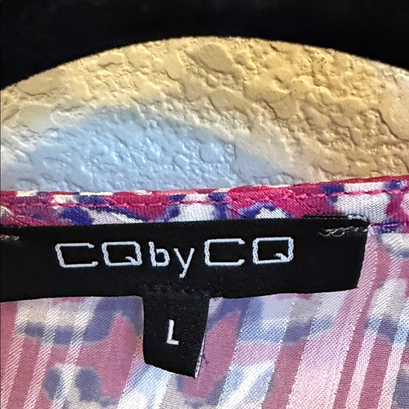 Colorful Patterned Blouse - Picture 3 of 5